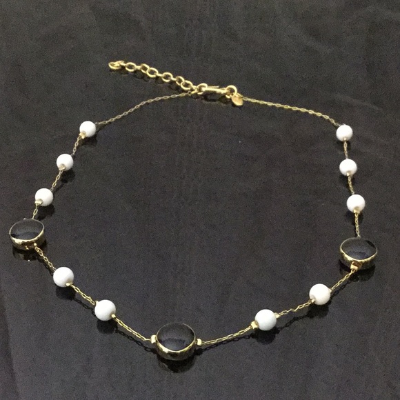 VtgMonet15”W/2”Ext.Gold Necklace W/3 WhiteBds&3Gld - Picture 4 of 5